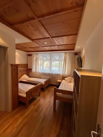 Alpenhostel 